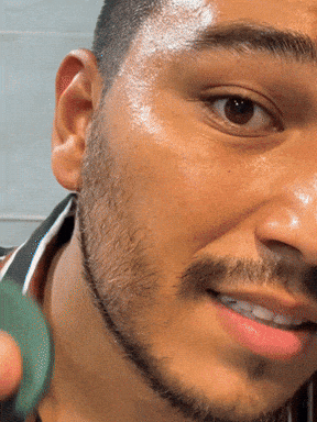 Candy Bella™ – Controla el brillo, mantiene tu look intacto todo el día.