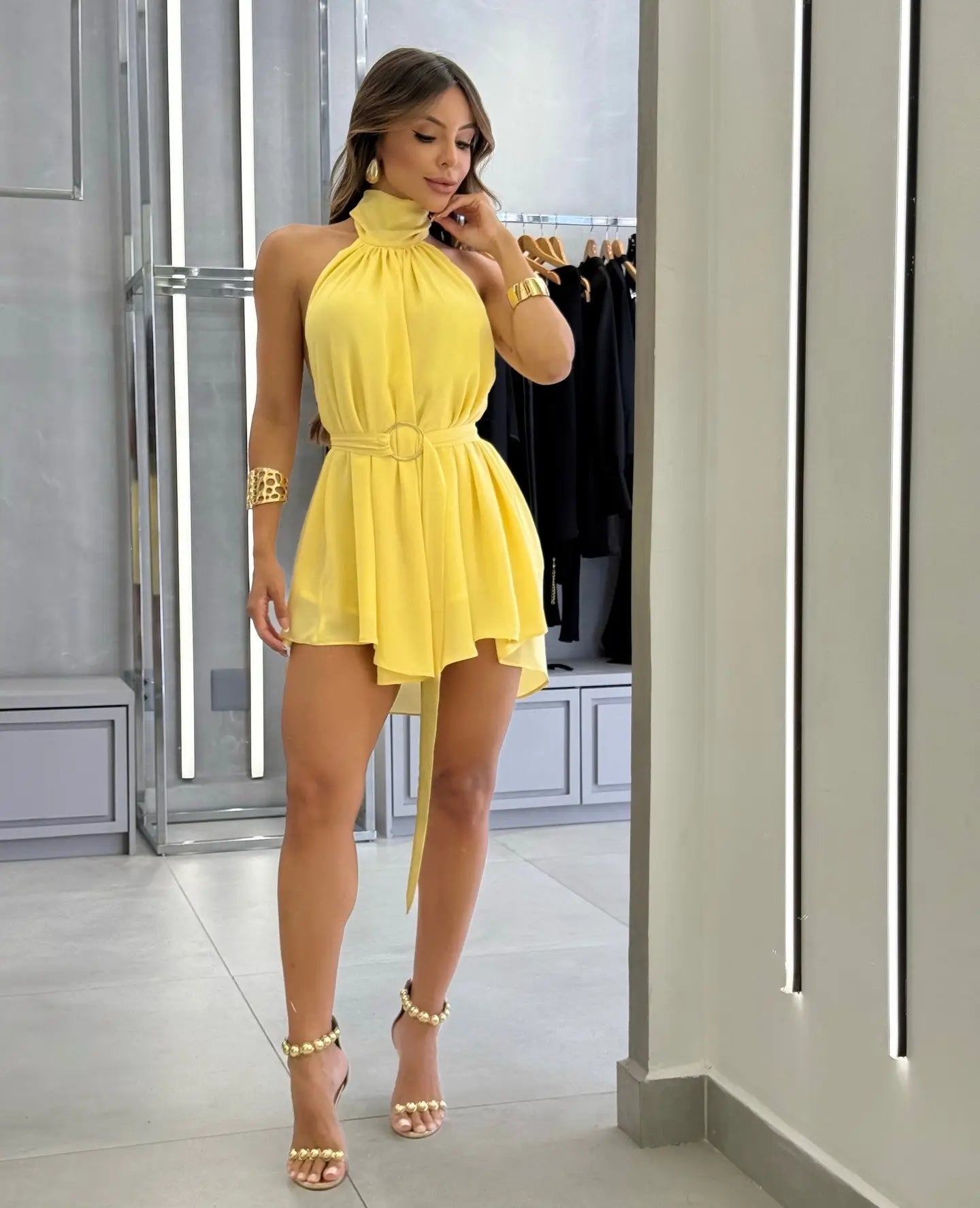 Vestido Victoria: Tela Premium y Short Incluido, ¡Comodidad y Estilo en Uno!